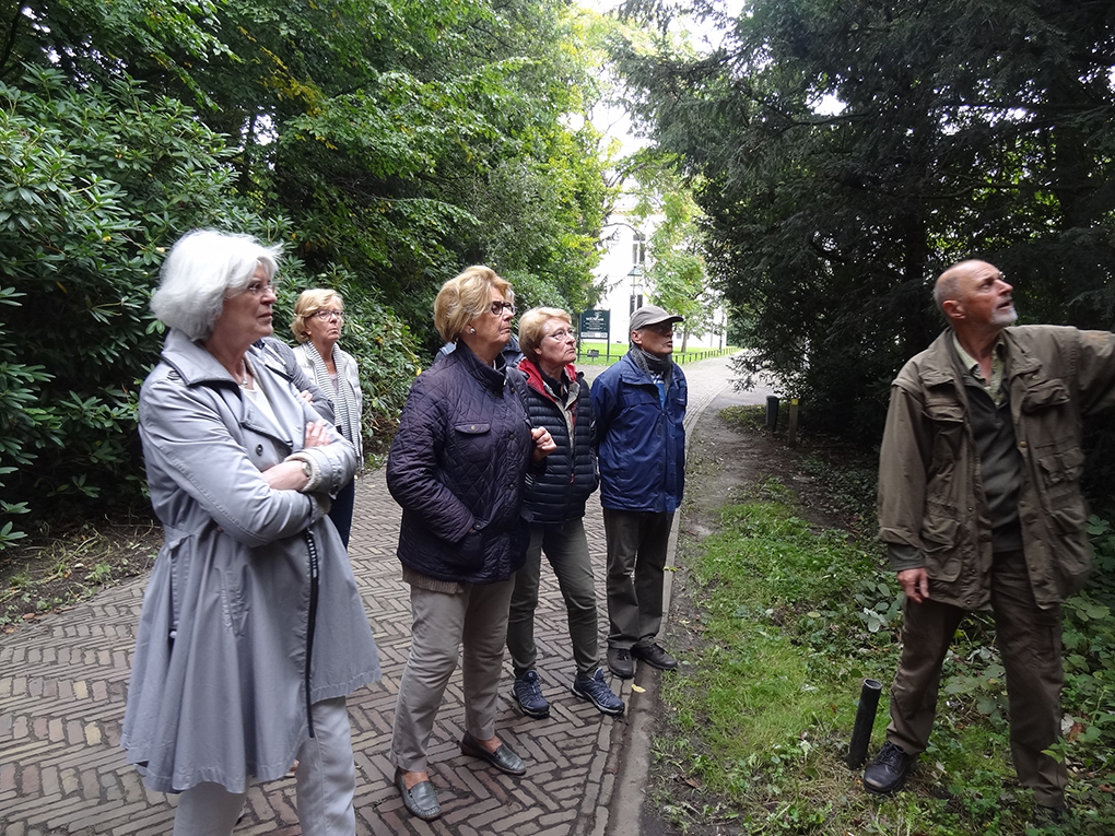  Uistapje 2017, rondleiding in de natuur en uitleg van de natuur. 